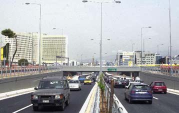 Νέες κυκλοφοριακές ρυθμίσεις από τη Κυριακή 28 Απριλίου στην Λ.Κηφισίας