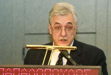 Σε ύφεση η επιδημία, τόνισε ο Αλ.Παπαδόπουλος – Πρόκειται μάλλον για εντεροϊό