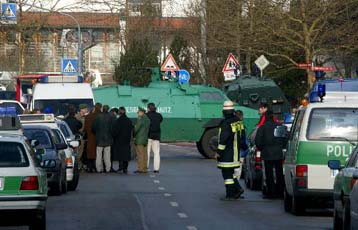 Υπό ομηρία 28 μαθητές σε γερμανικό σχολείο – Σκοτώθηκε ένας εκ των δραστών