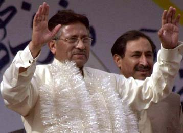 Δικαστικό «όχι» στην ακύρωση του δημοψηφίσματος για την προεδρία του Πακιστάν