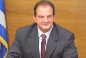 Θα αξιοποιήσουμε και στελέχη από άλλους χώρους, διαβεβαιώνει ο Κώστας Καραμανλής