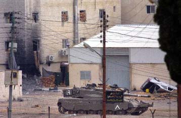 «Ναι» στην άρση αποκλεισμού του Αραφάτ αλλά «όχι» στην ομάδα του ΟΗΕ, λέει το Ισραήλ
