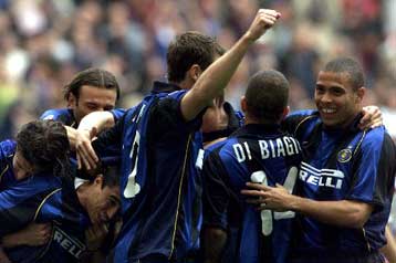 Η Ίντερ κρατήθηκε στην κορυφή και με νίκη στη τελευταία αγωνιστική στέφεται πρωταθλήτρια