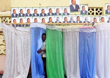 Από την… ανάρρωση ενός υπαλλήλου εξαρτάται το εκλογικό αποτέλεσμα στο Μαλί