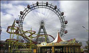 Ανανεωμένη παραδίδεται και πάλι στους κατοίκους της Βιέννης η αγαπημένη τους ρόδα