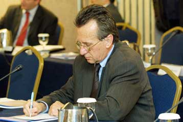 Στη βιώσιμη γεωργική ανάπτυξη να στοχεύσει η ΕΕ, ζήτησε ο Γ.Δρυς