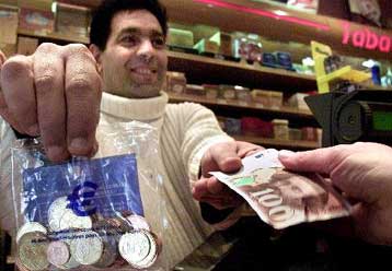 Σε ναδίρ τεσσάρων ετών υποχώρησε τον Απρίλιο η καταναλωτική εμπιστοσύνη στη Γαλλία