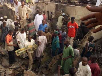 Τουλάχιστον 148 οι νεκροί από τη συντριβή αεροσκάφους στη βόρεια Νιγηρία