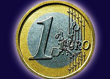 Σταθερά στα ύψη διατηρείται το ευρώ, καθώς δεν αυξάνονται τα αμερικανικά επιτόκια