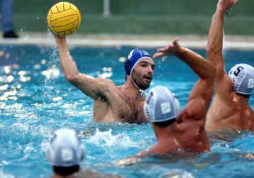 Στην παράταση πρώτη νίκη για τον Ολυμπιακό επί της Βουλιαγμένης στην Α1 πόλο