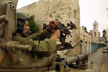 Νέες εγγυήσεις για την ασφάλειά τους ζητούν οι Παλαιστίνιοι έγκλειστοι στη Βηθλεέμ