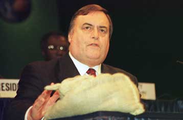 Τοπικά Κοινοβούλια σε επαρχίες της Αγγλίας προτείνει η βρετανική κυβέρνηση