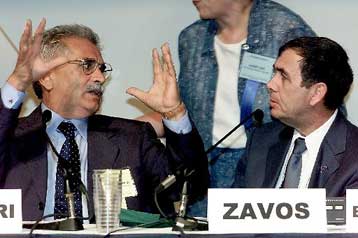 Ο Αντινόρι παραδέχεται εμμέσως την εμπλοκή του στις τρεις κυοφορίες ανθρώπινων κλώνων