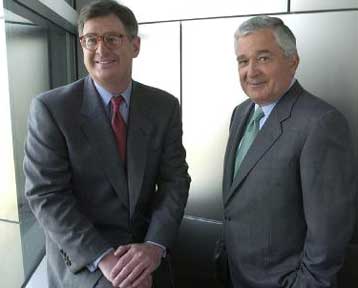 Σε απολύσεις 8.000 άτομων θα προχωρήσει σύντομα, σύμφωνα με πληροφορίες, η ΙΒΜ