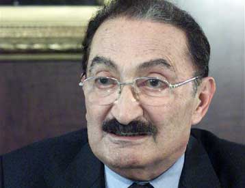 Αποκλείει το ενδεχόμενο να παραιτηθεί για λόγους υγείας ο Μπουλέντ Ετζεβίτ