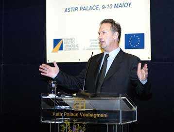 Για εναρμόνιση του μισθολογίου στο Δημόσιο με αυτό της ΕΕ μίλησε ο Κ.Σκανδαλίδης