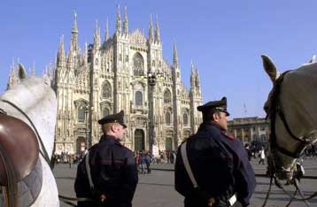 Το ενδεχόμενο τρομοκρατικής ενέργειας εξετάζεται για την έκρηξη στο μετρό του Μιλάνου