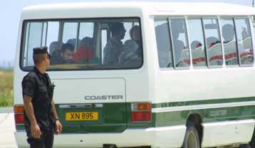 Έως την Τετάρτη στην Κύπρο οι 13 Παλαιστίνιοι, σύμφωνα με τον Μ.Παπαπέτρου