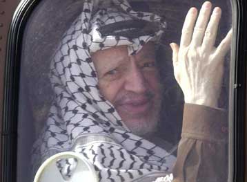 Στο Ναό της Γεννήσεως στη Βηθλεέμ μετέβη τη Δευτέρα ο Γιασέρ Αραφάτ