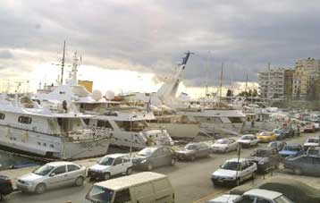 Στις 17 Μαΐου ανοίγουν οι προσφορές για τις τρεις μαρίνες στην Αττική