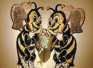 Μέλισσες εκπαιδεύονται στην ανίχνευση εκρηκτικών κατ εντολή του Πενταγώνου των ΗΠΑ