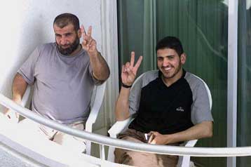 Κύρια εκρεμμότητα το νομικό καθεστώς παραμονής των 13 Παλαιστινίων στα έξι κράτη της ΕΕ