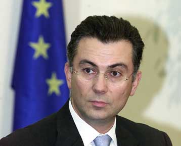 Σφοδρή αντιπαράθεση ΝΔ και Κ.Σκανδαλίδη για προσλήψεις και συνεργασία με την Αριστερά