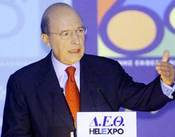 Το Σεπτέμβριο θα ανακοινώσει ο Κώστας Σημίτης τις φοροελαφρύνσεις