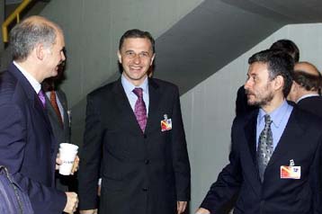 Τις υποψηφιότητες Βουλγαρίας και Ρουμανίας στο ΝΑΤΟ προωθούν Αθήνα και Αγκυρα