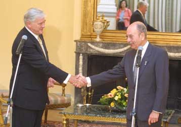 «Ναι» στην ένταξη της Λιθουανίας στις ευρωατλαντικές δομές, λέει η Ελλάδα