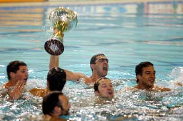 Πρωταθλητής στο πόλο και πάλι ο Ολυμπιακός για 4η συνεχόμενη φορά