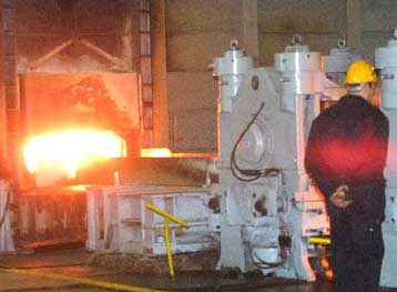 Οριακή επιδείνωση του οικονομικού κλίματος τον Απρίλιο