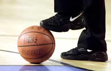 Αναβλήθηκε για τρίτη φορά το ντέρμπι Ολυμπιακός-Παναθηναϊκός