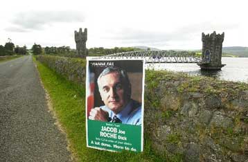 Στις κάλπες προσέρχονται την Παρασκευή τρία εκατομμύρια Ιρλανδοί ψηφοφόροι