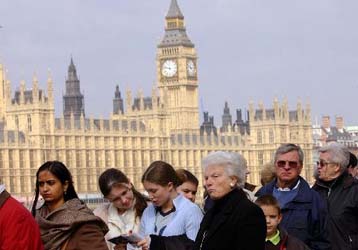 Η βρετανική κοινωνία είναι ρατσιστική δηλώνει το 51% των πολιτών της χώρας