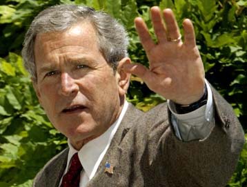 Τη διατήρηση του εμπάργκο κατά της Κούβας αναμένεται να ανακοινώσει ο Τζορτζ Ο. Μπους