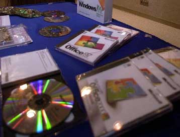 Σε πολύμηνη φυλάκιση καταδικάστηκε ο αρχηγός της συμμορίας πειρατών λογισμικού DoD