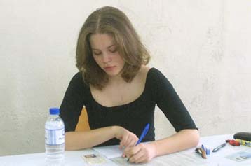 «Βατή» πρεμιέρα εξετάσεων για τους μαθητές της Β και Γ Λυκείου την Τρίτη