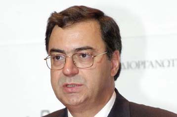 Αποκρατικοποιήσεις και ασφαλιστικό επί τάπητος στη συνάντηση Σημίτη-Χριστοδουλάκη