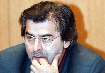 Συναντήσεις με τα κόμματα για το ασφαλιστικό ζητά η ΓΣΕΕ