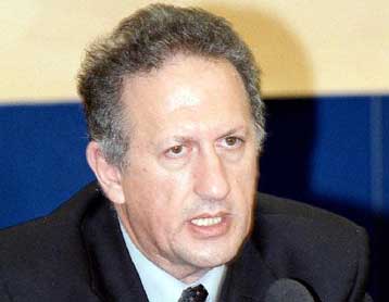 «Κόκκινη κάρτα» του υπουργείου Εσωτερικών σε 85 δήμους για τους εκλογικούς καταλόγους