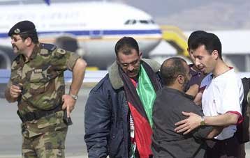 Στη Ρώμη έφτασαν οι τρεις εκ των Παλαιστινίων, πρώην εγκλείστων στο Ναό της Γεννήσεως