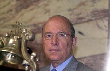 Δριμεία επίθεση Σημίτη στη ΝΔ – Ζήτησε καλύτερη συνεργασία των βουλευτών με την κυβέρνηση