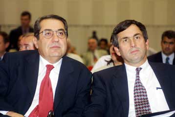 «Ναι» στη διεθνή σύμπραξη κατά του οργανωμένου εγκλήματος είπαν υπουργοί και Μίλερ