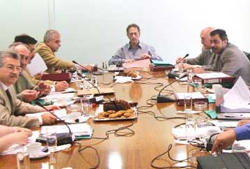 3.500 προσλήψεις στους ΟΤΑ αποφάσισαν Σκανδαλίδης – περιφερειάρχες