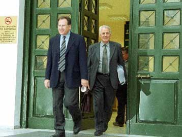 Το άνοιγμα των λογαριασμών σε 50 τράπεζες ζητά ο εισαγγελέας για την υπόθεση της Mayo