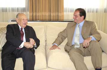 Οι Έλληνες πολιτικοί αρχηγοί στηρίζουν την ενταξιακή πορεία της Κύπρου στην ΕΕ