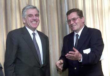 Σε διεύρυνση των διμερών αμυντικών σχέσεων τους προχωρούν ΠΓΔΜ και Ελλάδα