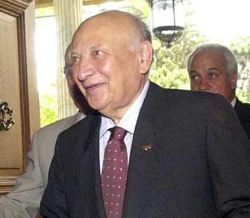 Ακόμη και η πιθανότητα θερμού επεισοδίου εξετάστηκε στις επαφές Κληρίδη στην Αθήνα