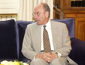 Τα αποκαλυπτήρια ανδριάντα του Μεγάλου Αλεξάνδρου έκανε ο Πρόεδρος της Δημοκρατίας